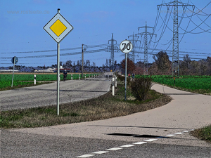 Straße nach Weisingen